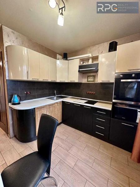 Продам 3-кімнатну квартиру