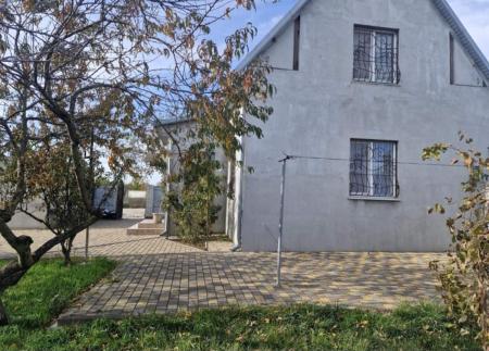 Продам 2-этажный дом