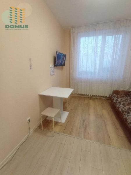 Продам квартиру-студію