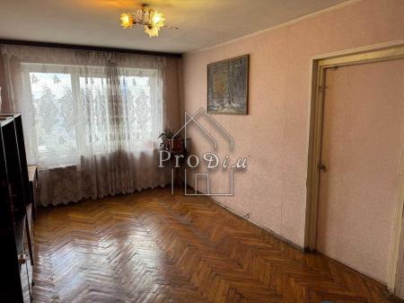 Продам 3-кімнатну квартиру