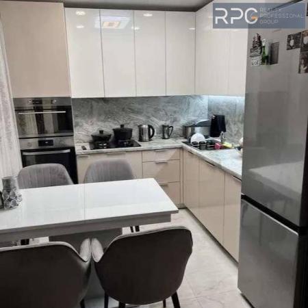 Продам 3-кімнатну квартиру