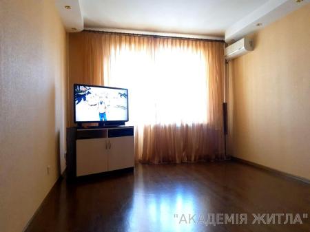 Продам 3-комнатную квартиру в новостройке