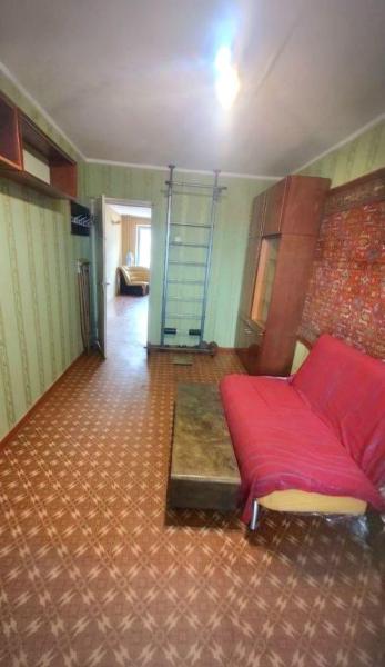 Продам 3-кімнатну квартиру