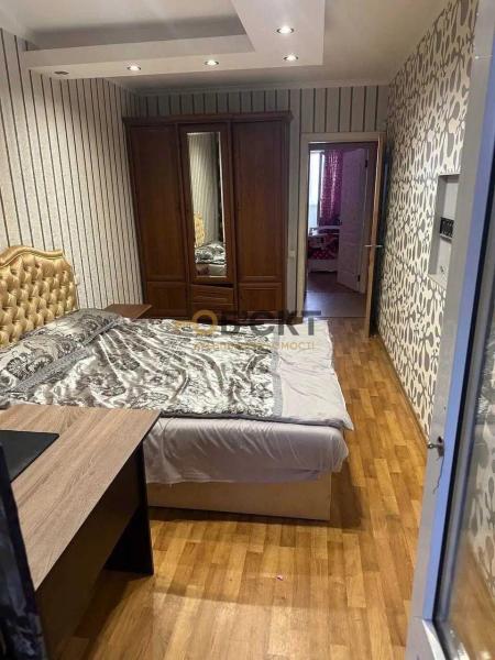Продам 3-комнатную квартиру