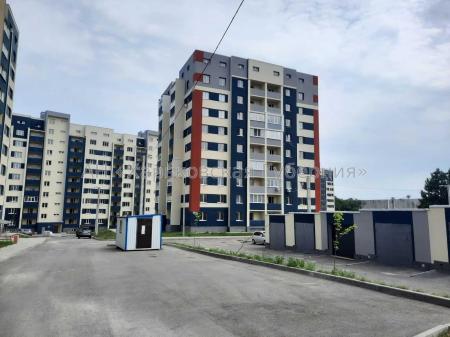 Продам 3-комнатную квартиру в новостройке, ЖК «Победы 86»
