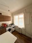 Продам 3-кімнатну квартиру, 58.50 м², радянський ремонт