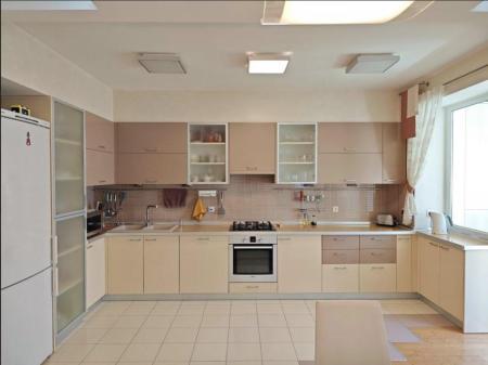 Продам 3-кімнатну квартиру