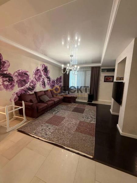 Продам 3-кімнатну квартиру в новобудові, ЖК&nbsp;ул.&nbsp;Родниковая,&nbsp;9а