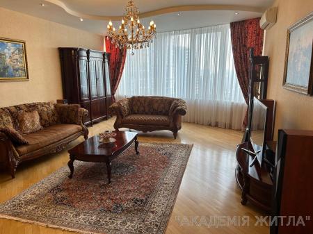 Продам 3-комнатную квартиру