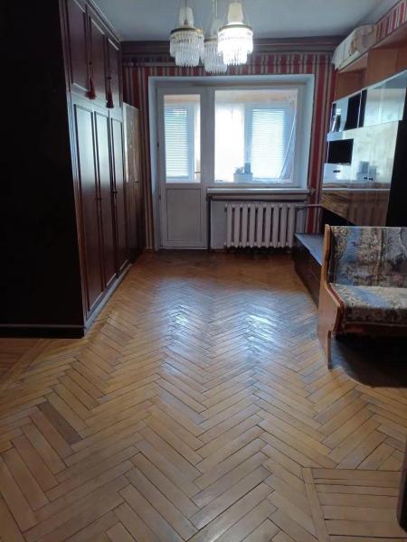 Продам 2-кімнатну квартиру