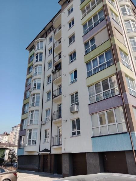 Продам 3-кімнатну квартиру