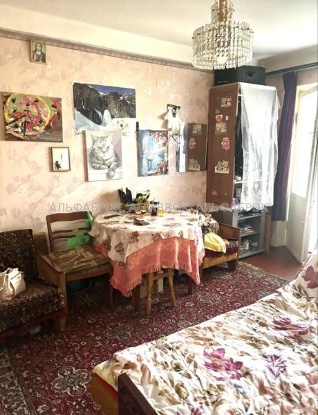 Продам 2-комнатную квартиру
