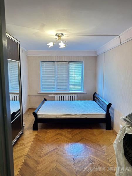 Продам 2-комнатную квартиру