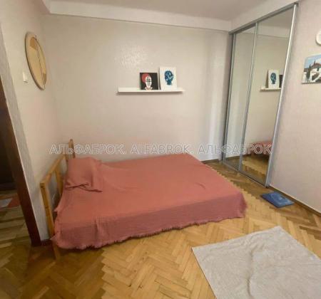 Продам 1-кімнатну квартиру