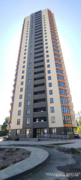 Продам 1-комнатную квартиру в новостройке, ЖК Радужный