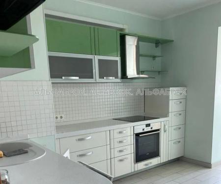 Продам 3-кімнатну квартиру