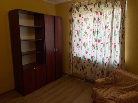 Продам 3-кімнатну квартиру