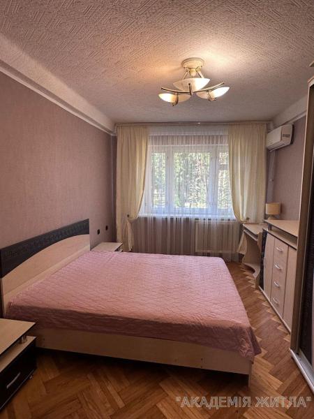 Продам 2-комнатную квартиру