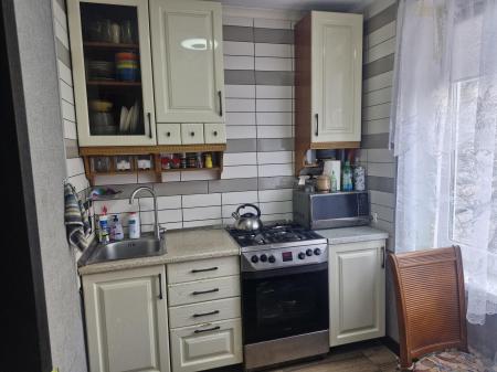 Продам 3-кімнатну квартиру