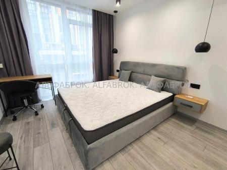 Продам 3-кімнатну квартиру