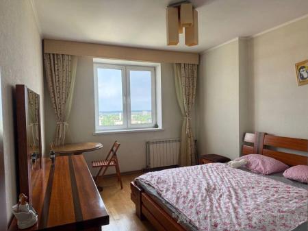 Сдам 3-комнатную квартиру