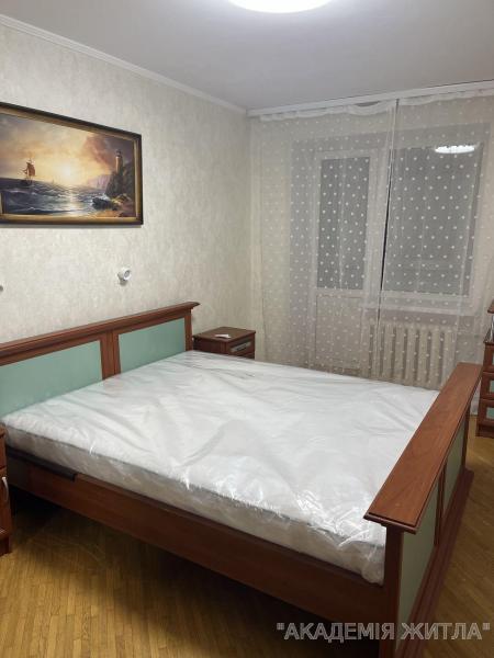 Сдам 3-комнатную квартиру