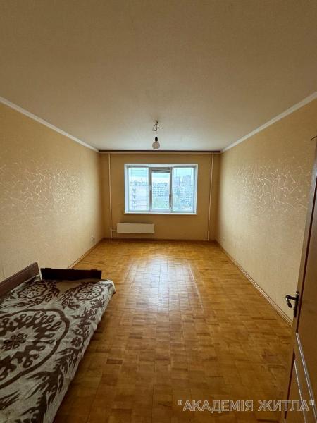 Продам 2-комнатную квартиру