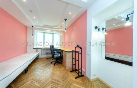 Продам 3-кімнатну квартиру