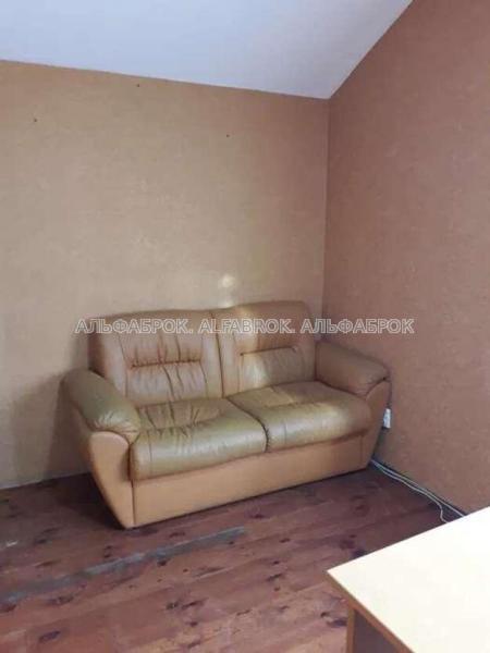 Продам 2-поверховий будинок