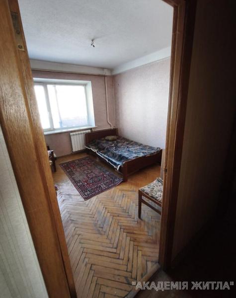 Продам 3-комнатную квартиру