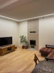 Продам 4-кімнатну квартиру, 210 м², авторський дизайн