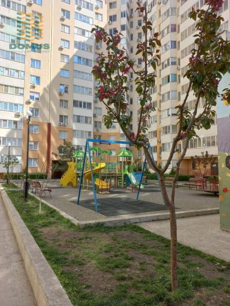 Продам 2-кімнатну квартиру, ЖК «Радужний»