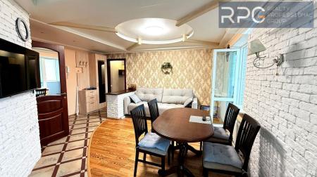 Продам 3-кімнатну квартиру
