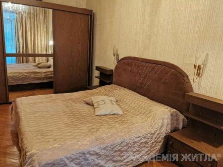 Сдам 3-комнатную квартиру