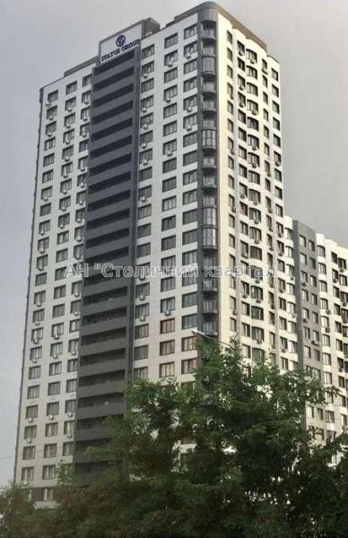 Продам 3-кімнатну квартиру в новобудові, ЖК Статус Град