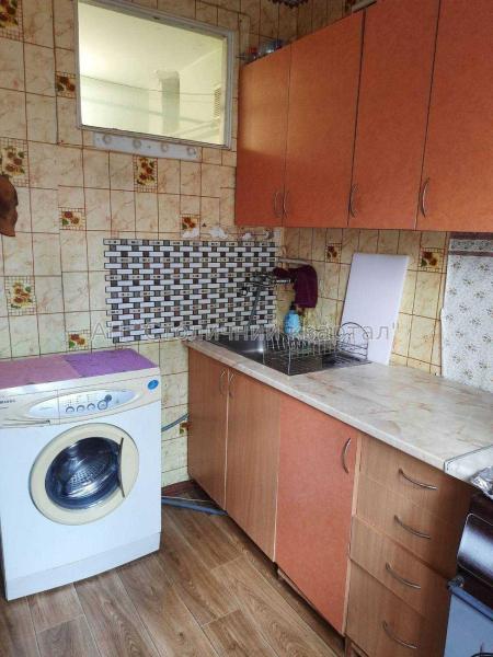Продам 1-кімнатну квартиру