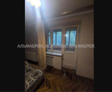 Продам 3-комнатную квартиру