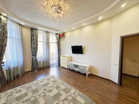 Продам 2-комнатную квартиру, ЖК «Корона Новой Аркадии»