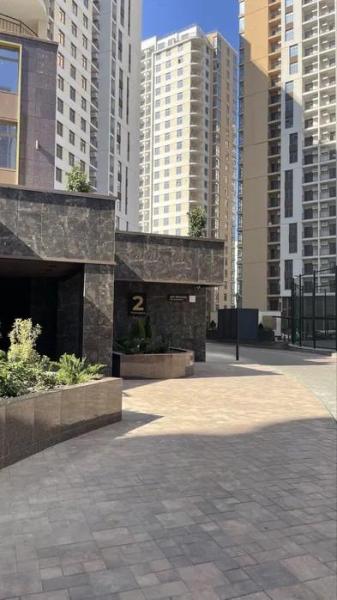 Продам 2-кімнатну квартиру в новобудові, ЖК «Шістдесят сьома перлина»
