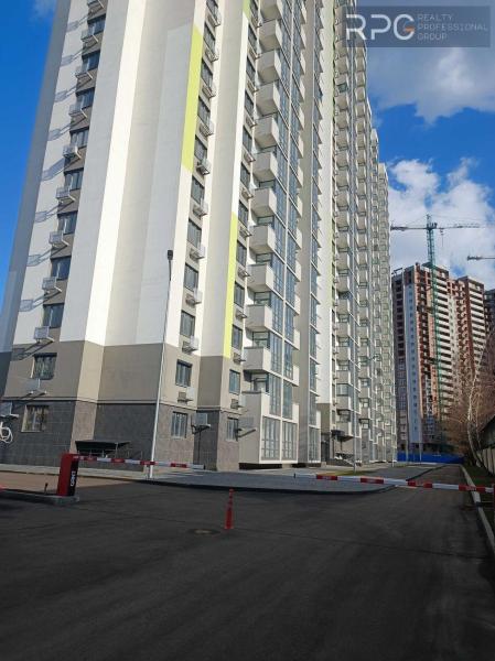 Продам 1-кімнатну квартиру, ЖК Злагода