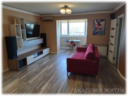 Сдам 3-комнатную квартиру в новостройке