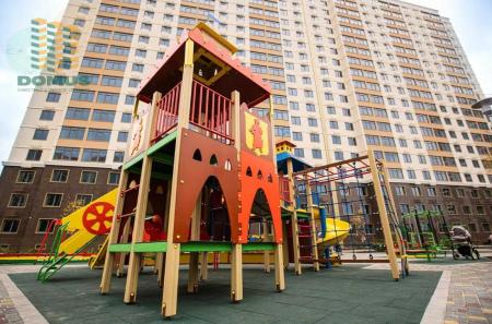 Продам 2-кімнатну квартиру, ЖК «П'ятдесят шоста перлина»