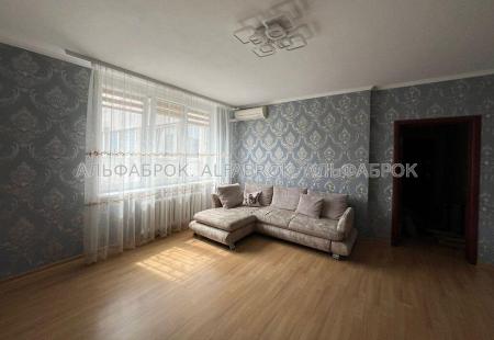 Продам 2-комнатную квартиру