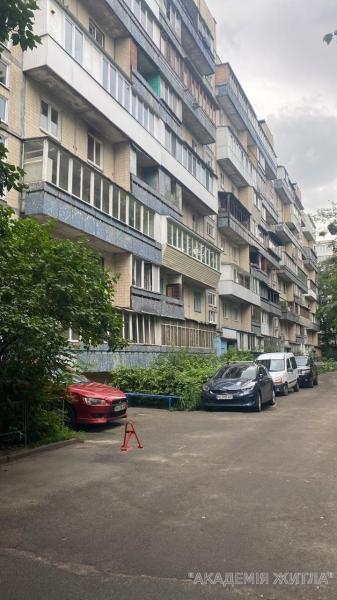 Продам 2-комнатную квартиру