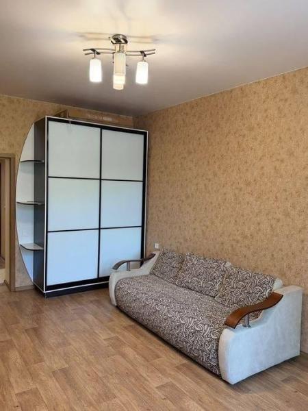 Продам 2-кімнатну квартиру