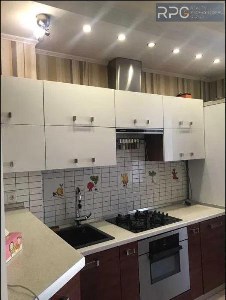 Продам 3-кімнатну квартиру