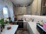 Продам 4-кімнатну квартиру, 63.20 м², капітальний ремонт