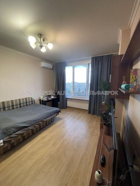 Продам 1-кімнатну квартиру