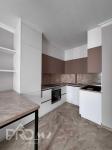 Продам 1-кімнатну квартиру, ЖК Причал 8, 45 м², євроремонт