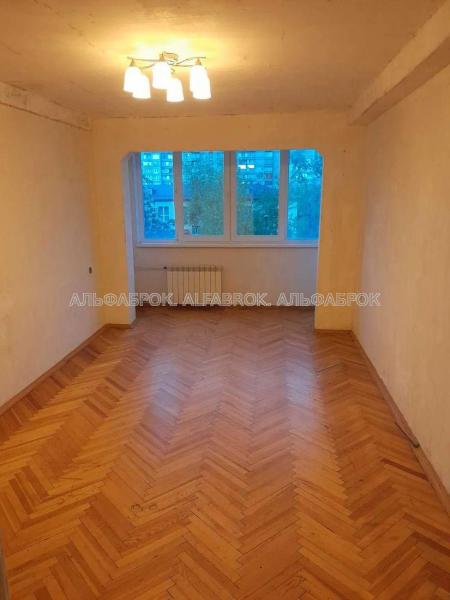 Продам 2-кімнатну квартиру